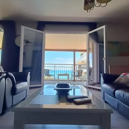 Skyview Paralia Exterior photo