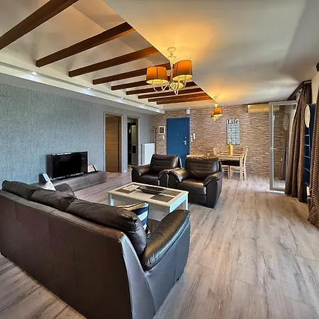 Skyview Paralia Exterior foto